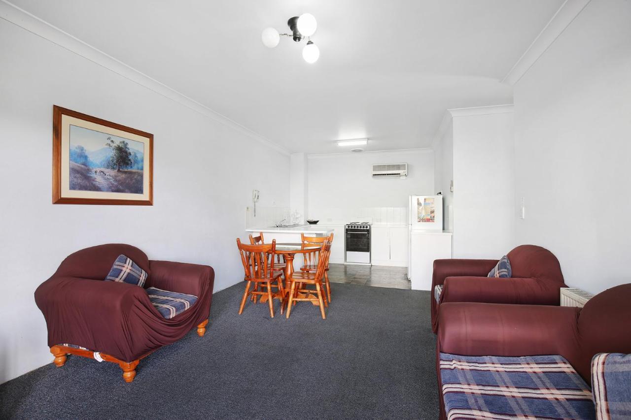 New England Motor Inn Armidale Extérieur photo