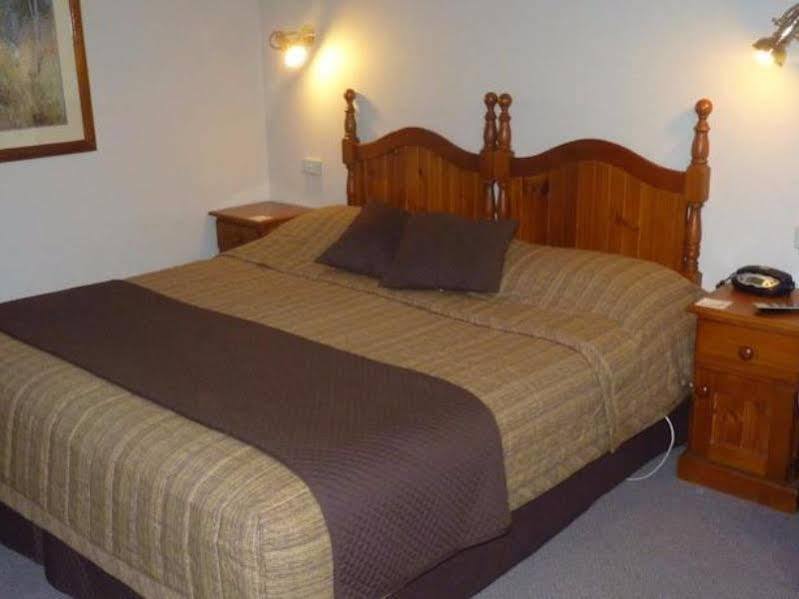 New England Motor Inn Armidale Extérieur photo