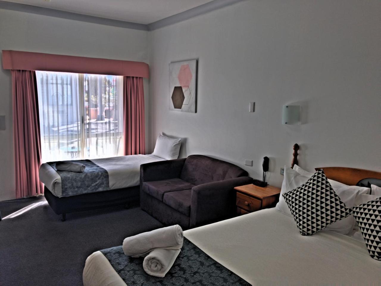 New England Motor Inn Armidale Extérieur photo