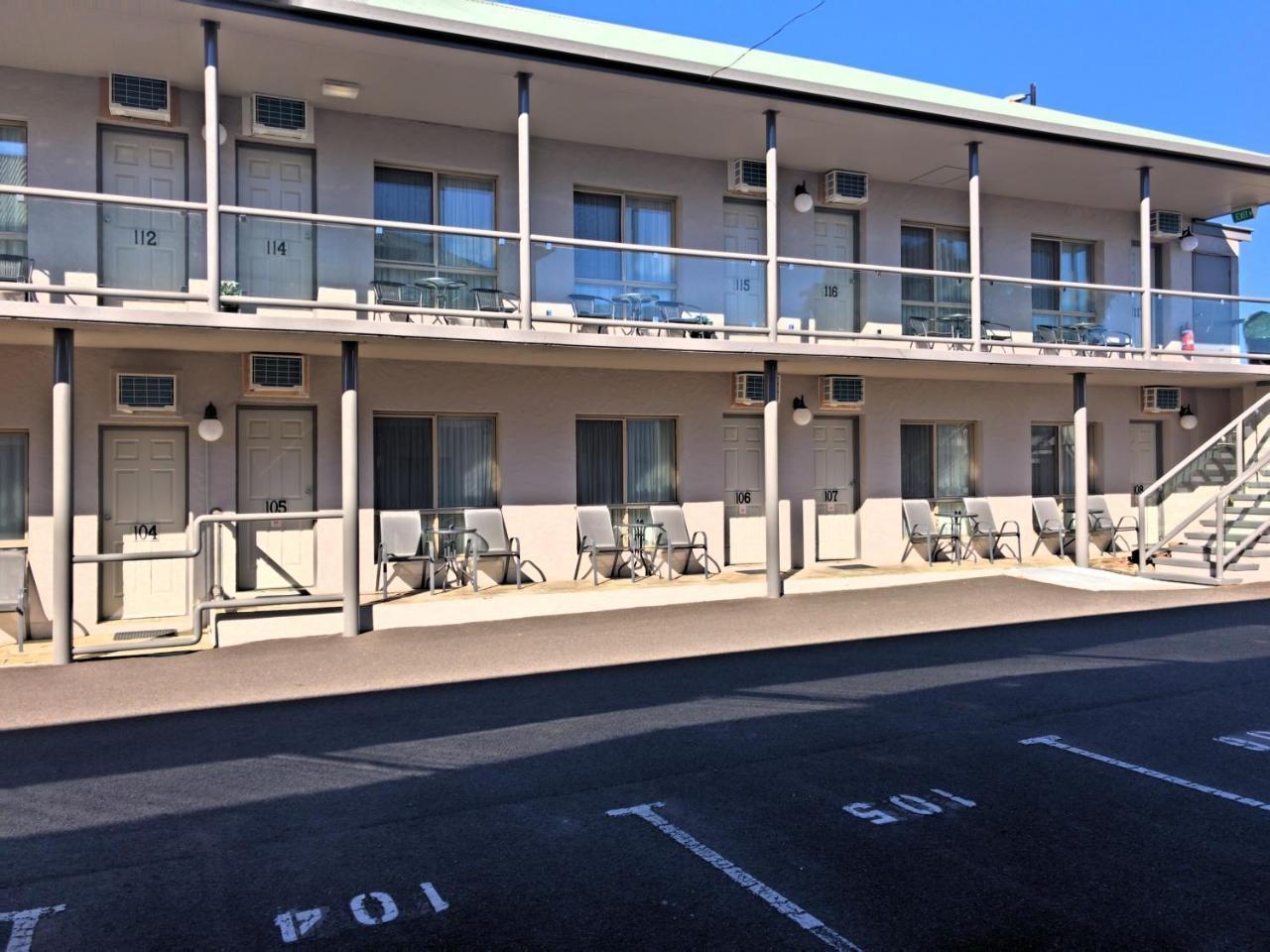 New England Motor Inn Armidale Extérieur photo